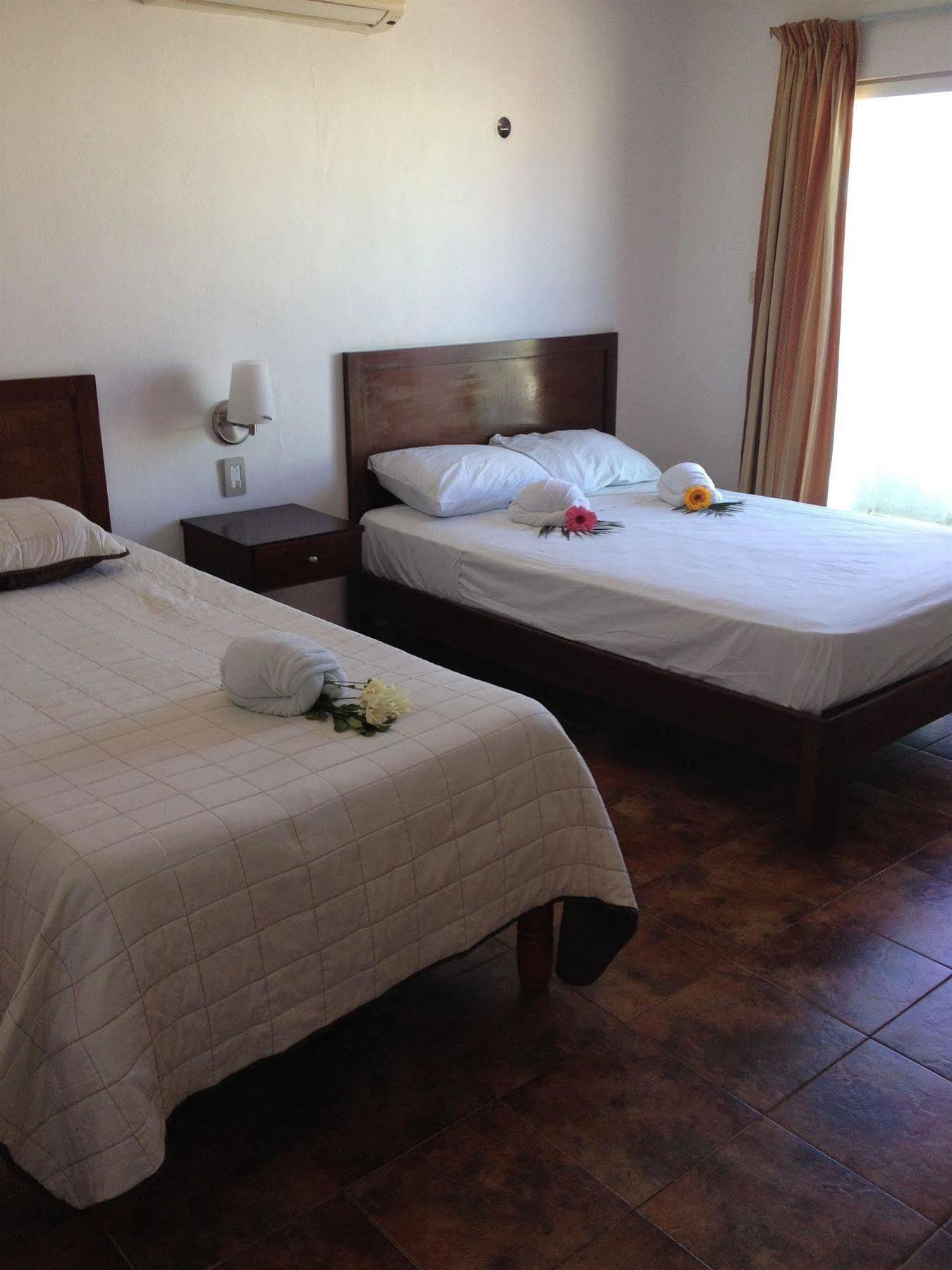 Hotel Tabasco Rio Río Lagartos エクステリア 写真